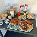 Bed and breakfast Mikeme 3*