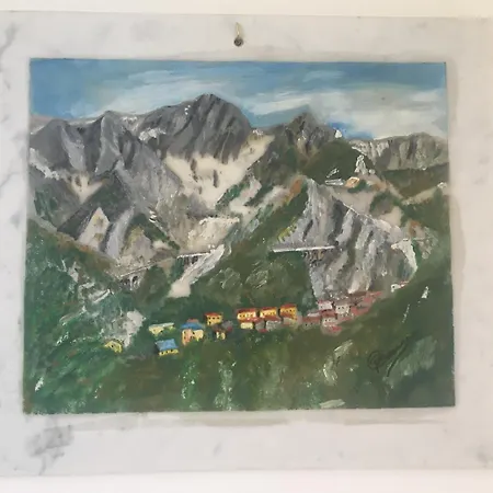 Mikeme Bed & Breakfast Carrara
