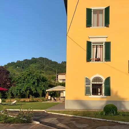 Mikeme Bed & Breakfast 3*