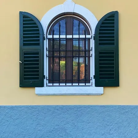 Mikeme Bed & Breakfast Carrara